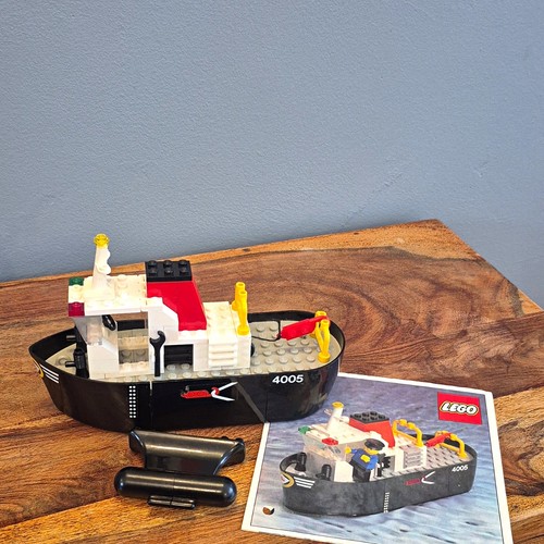 Lego town boats tug - lego, boat