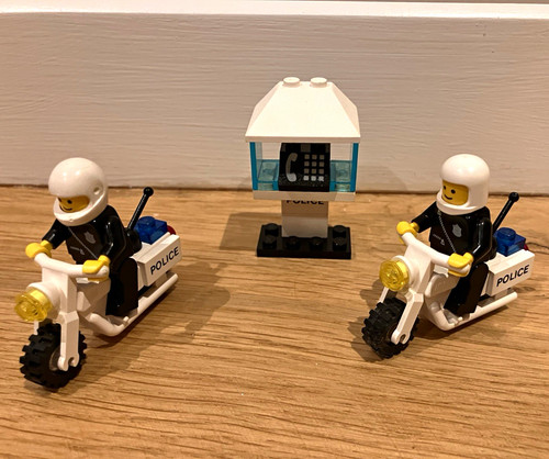 Lego town police motorcycle - lego,