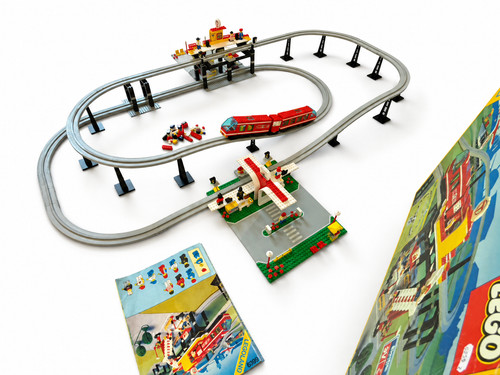 Lego 6399 airport - airport, shuttle