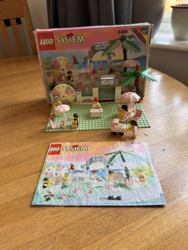 Lego town island - town:,