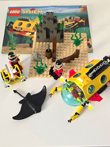 Vintage lego town divers - lego,