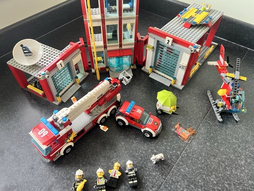 Lego city fire station - city,