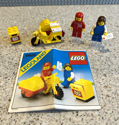 Vintage lego classic town - town, post