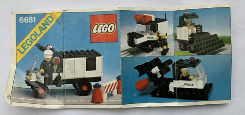 Vintage legoland police van - police,