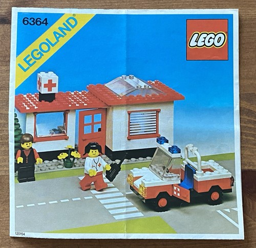 Lego town paramedic unit - lego,
