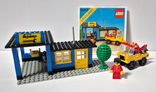 Vintage lego town auto repair - lego,