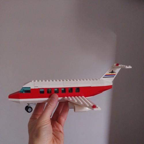 Lego airport 6392 plane