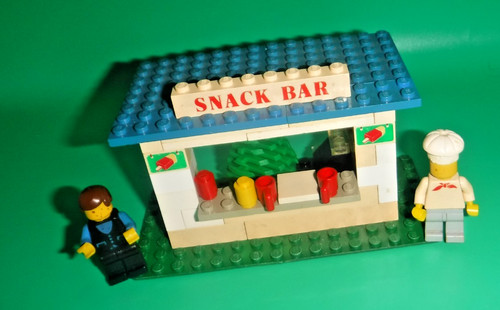 Vintage lego town - lego, snack