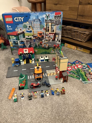 Lego city 60292 town centre - city,