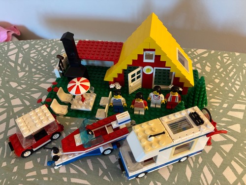 Lego 6388 holiday home - lego,