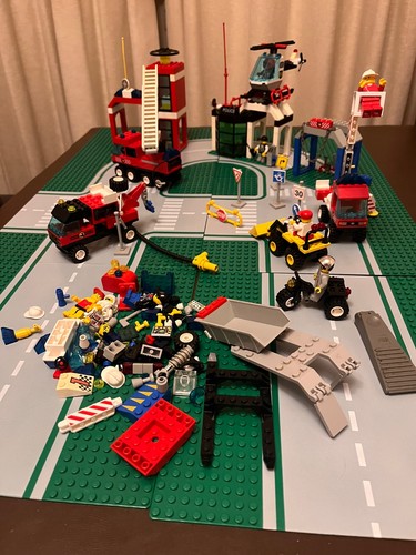 Lego city town 6464 6477 - city/town,