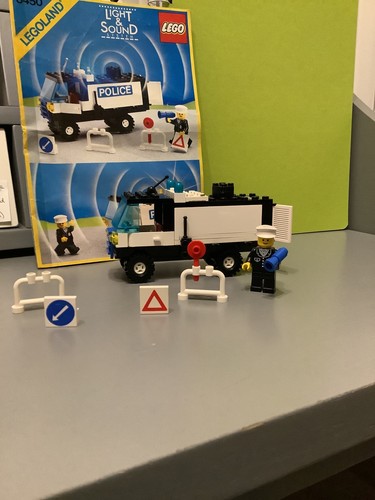 Lego light sound - &,